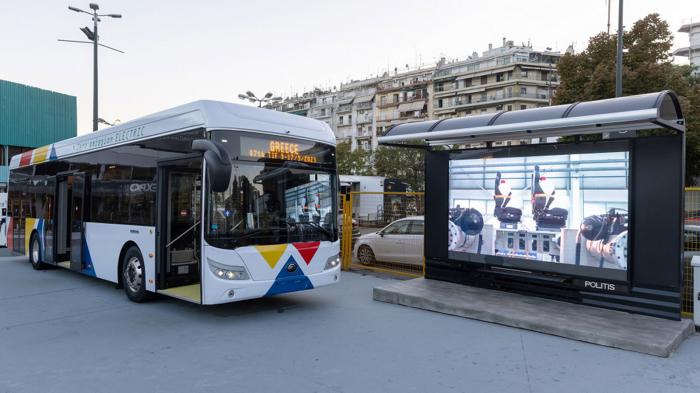 Ελλάδα: «Έπεσαν» οι υπογραφές για τα 250 ηλεκτρικά λεωφορεία 